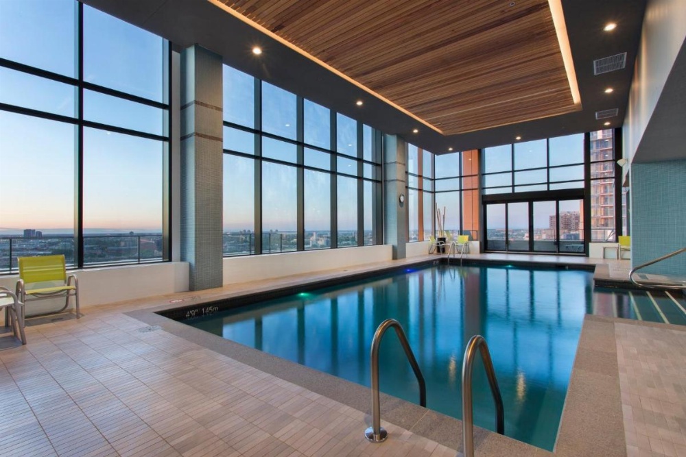 Holiday Inn Hotel & Suites Montreal Centre-ville Ouest Image 10