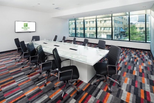 Holiday Inn Hotel & Suites Montreal Centre-ville Ouest image 5